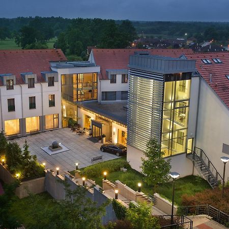 Wellness Hotel Diamant Hluboka nad Vltavou Ngoại thất bức ảnh