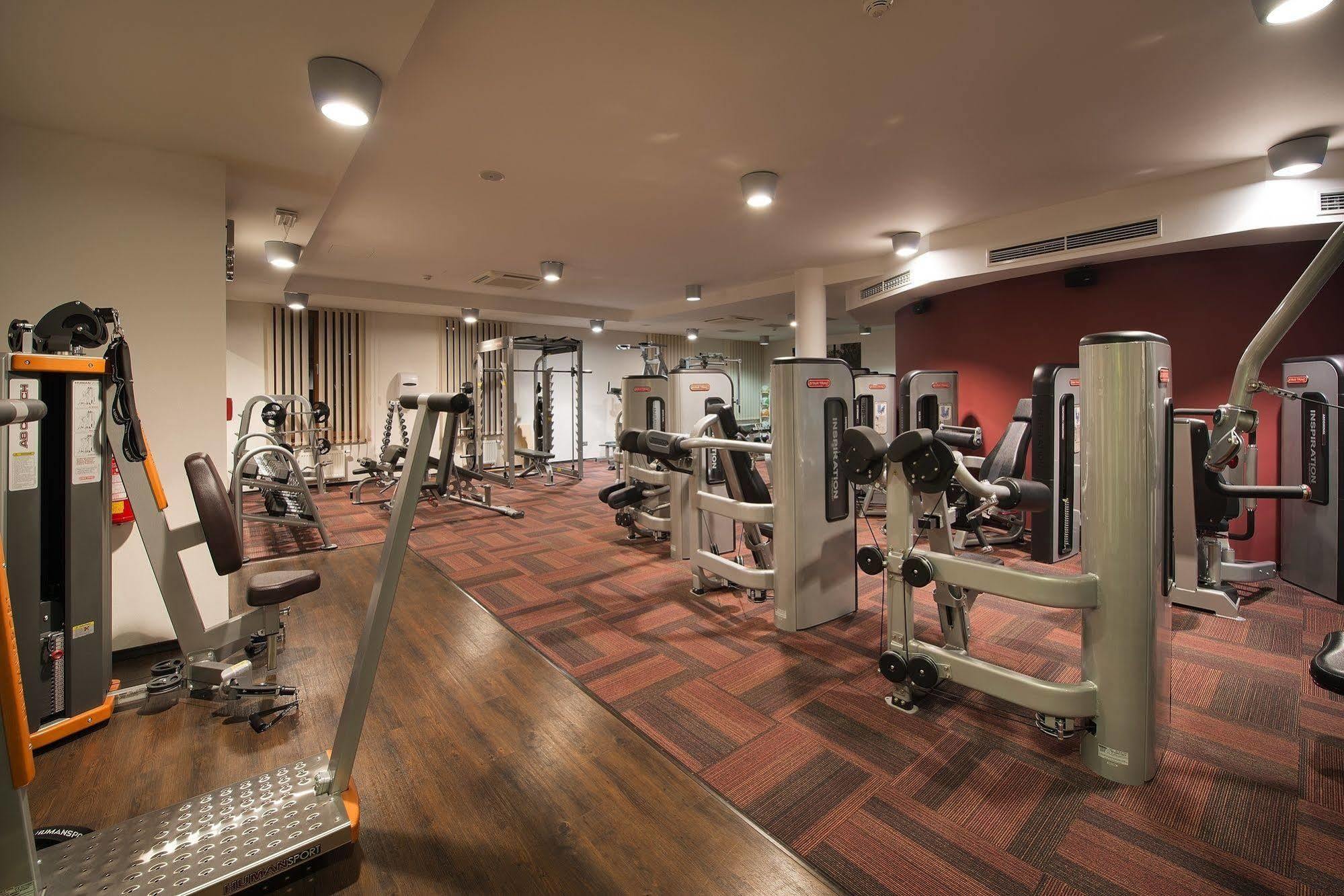Wellness Hotel Diamant Hluboka nad Vltavou Ngoại thất bức ảnh